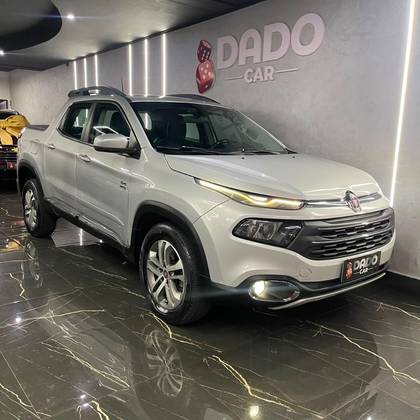 FIAT TORO 2.0 16V TURBO DIESEL FREEDOM 4WD AT9 FIAT TORO 2.0 16V TURBO DIESEL FREEDOM 4WD AT9